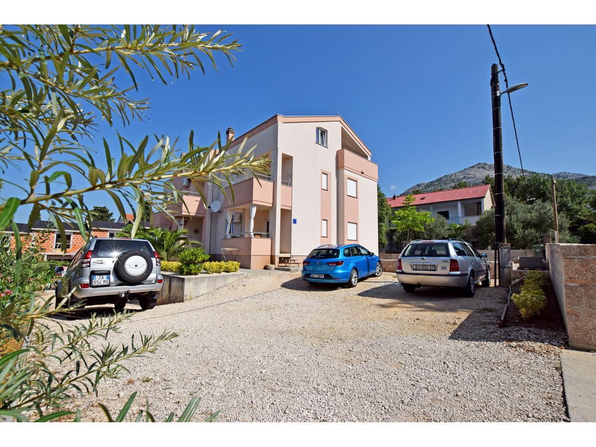 Apartman Branka Starigrad Paklenica Zewnętrze zdjęcie